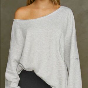 Joah Brown slouchy pullover sweatshirt pearl gray 
Size small